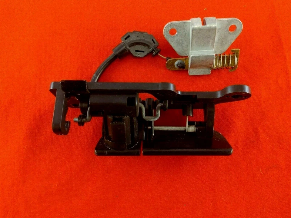 Cadillac Deville 2001-2005 guantera pestillo compartimento bloqueo manija palanca negro Foto 3 de 4