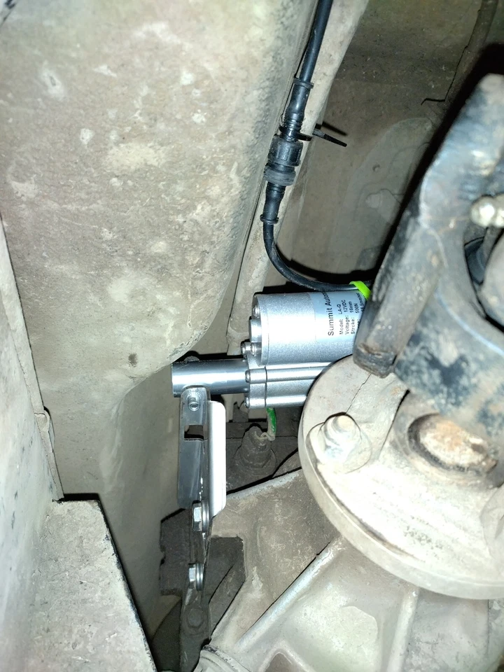 Land Rover Discovery 2 Defender Centre Diff Lock eCDL Actuator Kit - Image 2 of 3