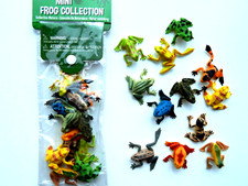 12 Mini plastic FROGS!!!! Spring! School!  Educational! Small world! Nature!
