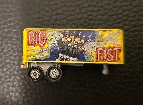 Micro Machines Galoob Rockin’ Wheels Collection #7 Big Fist - Picture 6 of 9