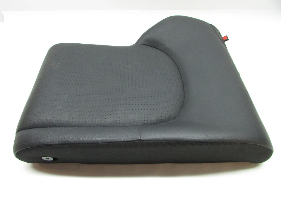 Mercedes C230 2003 cojín asiento superior trasero derecho negro OEM 02 03 04  Foto 3 de 4