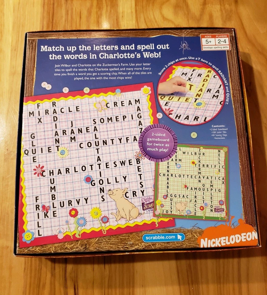 CHARLOTTES WEB JUNIOR SCRABBLE CROSSWORD GAME Ages 5+ Board And Pieces - Image 2 of 4