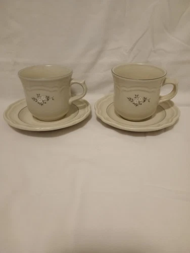 Set of 2 PFALTZGRAFF Heirloom Cups/Mugs & Saucers White Flowers 