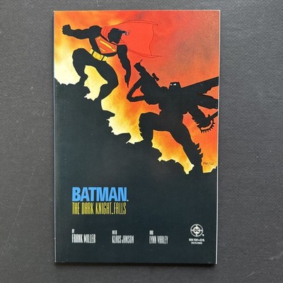 Batman The Dark Knight Returns #4 KEY Batman vs Superman Frank Miller 1986 VF