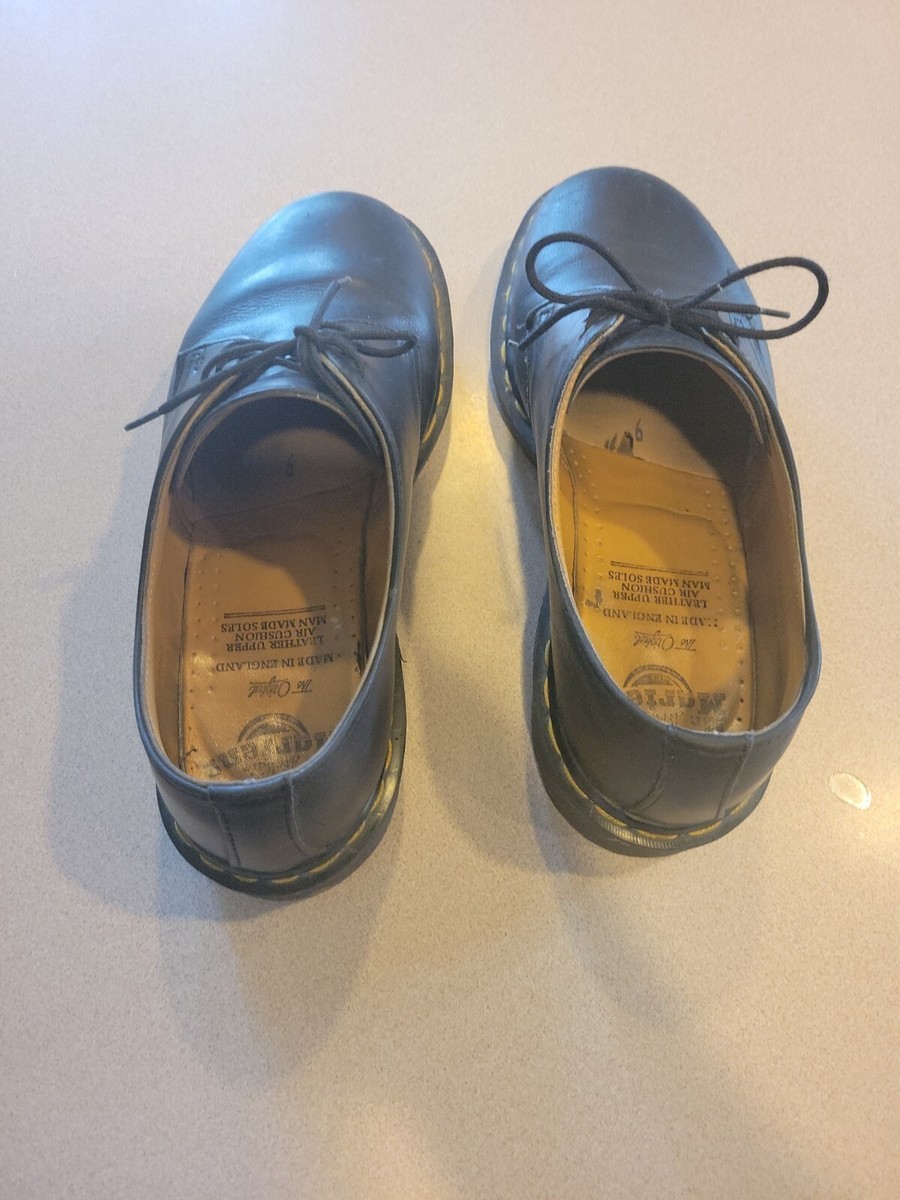 Dr. Martens 3 Hole Shoe ~ Air Wair | eBay