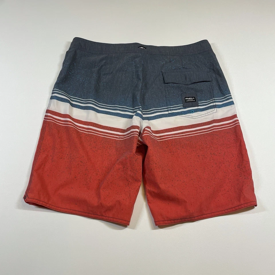 Pantalones Cortos de Tabla O'Neill Para Hombre 33 Rojo Blanco Azul Rayas Rendimiento Surfista al Aire Libre Foto 2 de 4