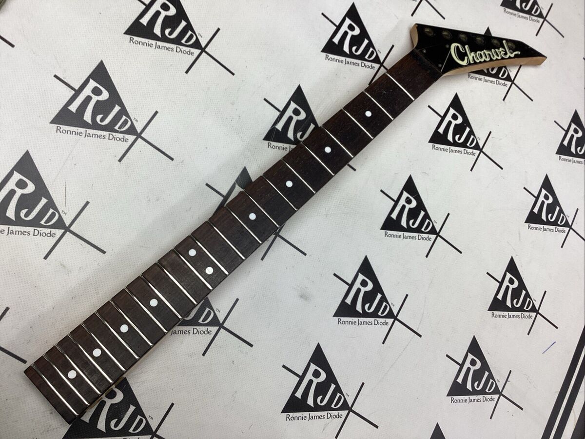 80's Charvel Japan Toothpaste Logo 375 Deluxe Dinky Guitar 80's Charvel Japan Toothpaste Logo 375 Deluxe Dinky Guitar