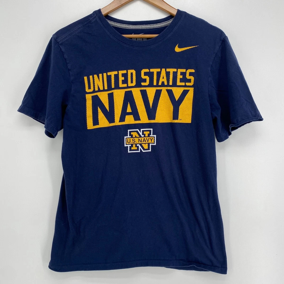 Nike T Shirt Men s M Blue United States Navy Midshipmen Athletic Cut NCAA