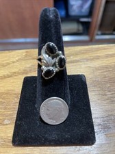 BEAUTIFUL BLACK ONYX AND STERLING SILVER LEAF RING SIZE 7