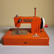 Vintage Kinder - Nähmaschine Regina Rot-Orange Blechspielzeug
