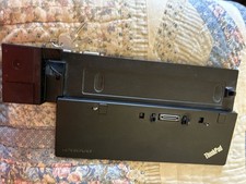 Lenovo ThinkPad Docking Station Dock 40A2 Ultra Dock with 2 Security Keys