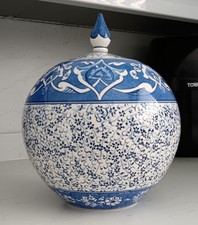 Handmade Turkish Selçuk Ceramic Lidded Jar– Blue & White Iznik Style – Signed