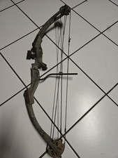 Hoyt Banshee Compound Youth Bow Right Hand Cambo Print