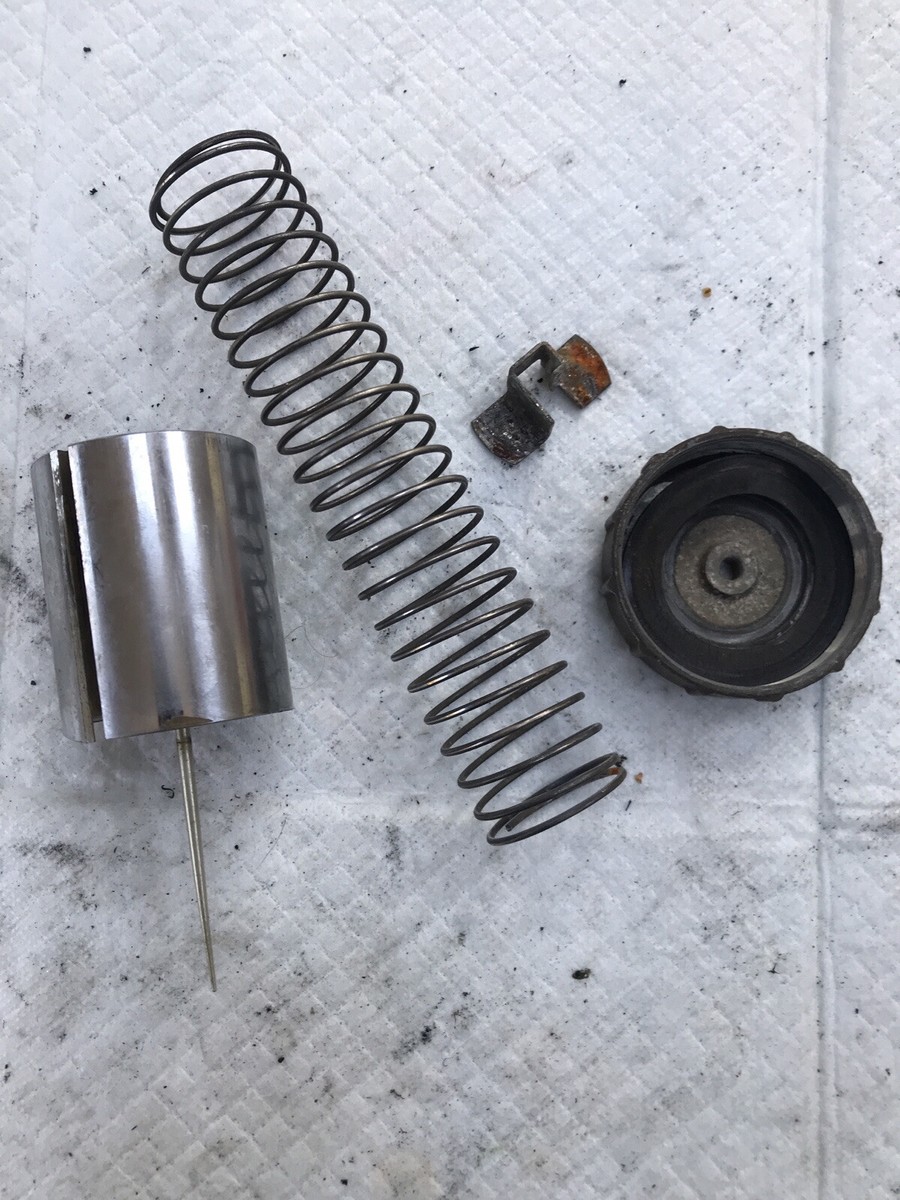 00 Ski Doo Carburetor Parts From Assembly # 403138622 MXZ Formula