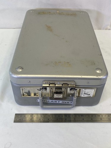Bandeja de instrumentos de pecho Konig Jarit simetría 48 piezas con estuche de esterilización - Imagen 17 de 17