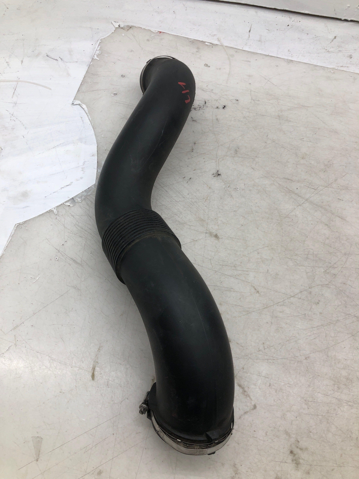 2016-2020 BENTLEY BENTATGA 6.0L W12 LEFT AIR INTAKE TURBO SUCTION HOSE 36A129615