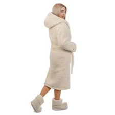 Sheep Wool Robe Wool Dressing SPA  Merino Wool Bathrobe with Hood Warm