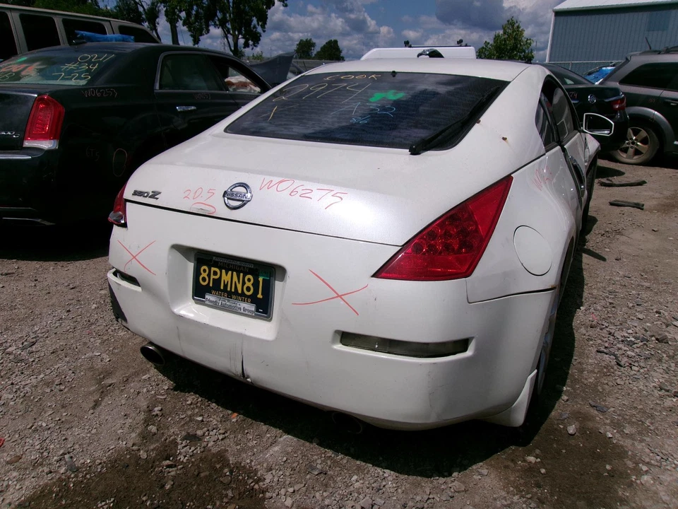 Used Front Left Fender fits: 2007 Nissan 350z Front Left Grade B - Image 4 of 4