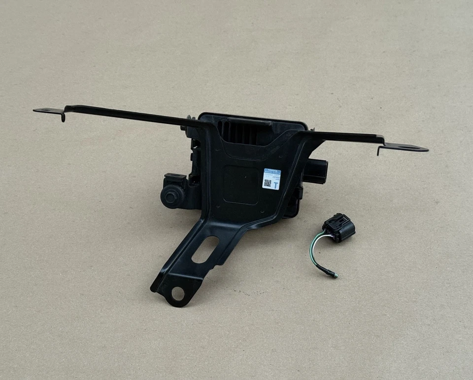 2016-2019 Toyota Mirai Distance Radar Sensor / Cruise Sensor 88210-62010 OEM - Image 4 of 4