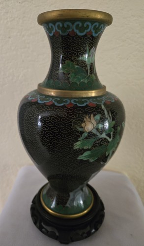 antike chinesische Cloisonne Vase 8,5" hoch x 4" breit mit Holzsockel - Bild 2 von 12