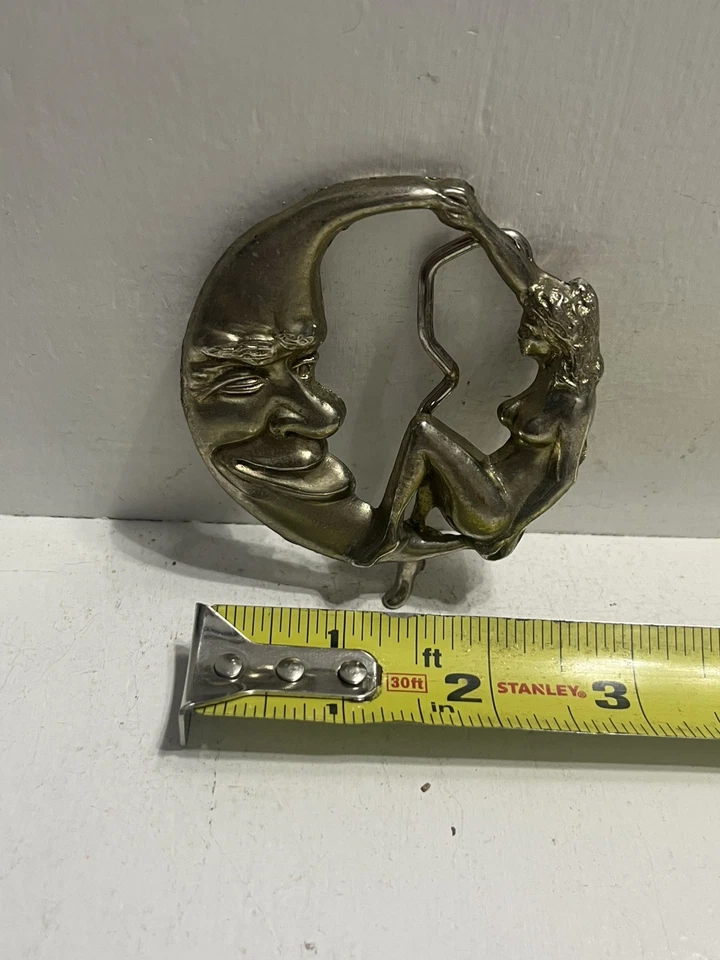 - Mujer Desnuda Tocando Luna Vintage Hebilla de Cinturón Hippy Foto 3 de 3