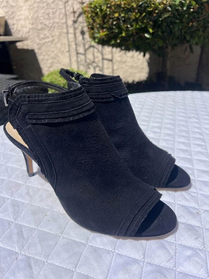 Vince Camuto Shorana Open Toe Fringed Slingback Heels Shoes Black Suede Sz 9.5 M - Image 3 of 4