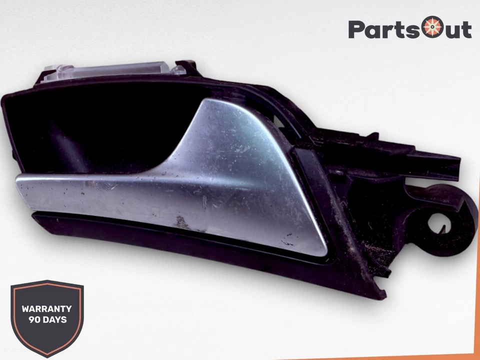 08-12 AUDI A5 FRONT RIGHT INTERIOR DOOR HANDLE 8T0837020 OEM - Image 3 of 4