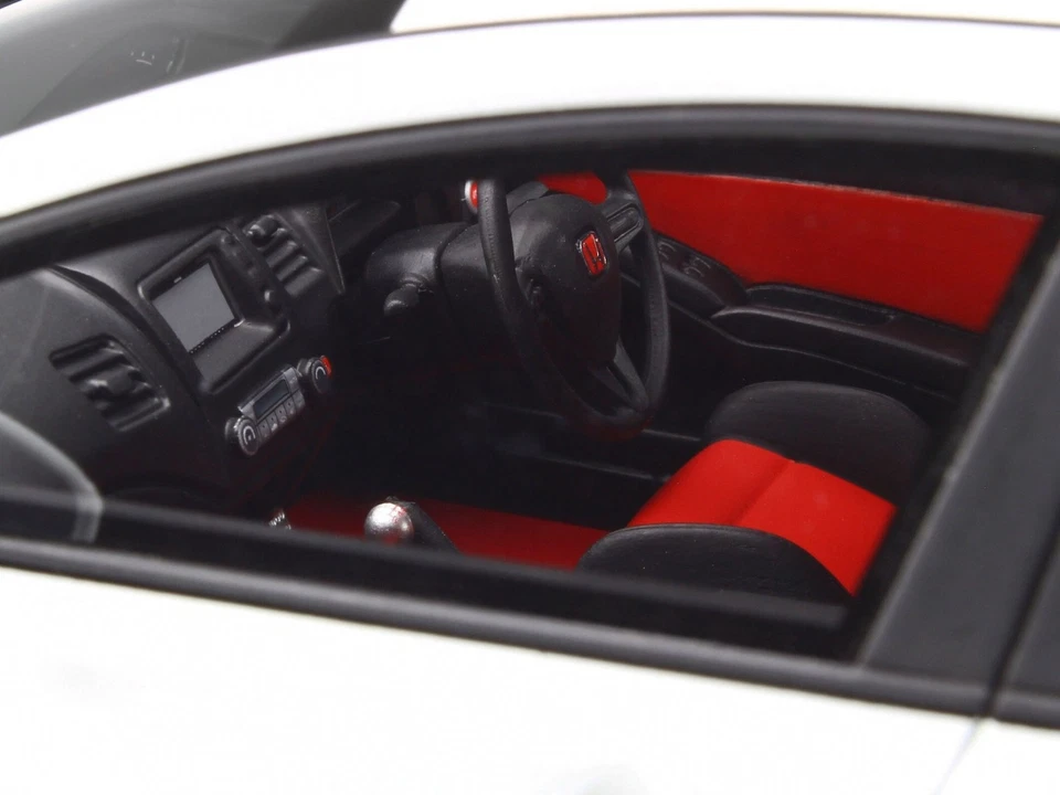 1/18 Honda Civic Type-R FD2 Championship White Ottomobile Otto Model OT304 Rare - Image 4 of 4