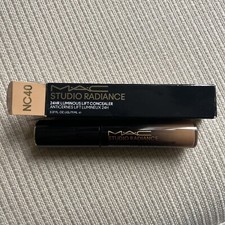 Image of MAC Studio Radiance 24hr Luminous Lift Concealer NC40 11ml