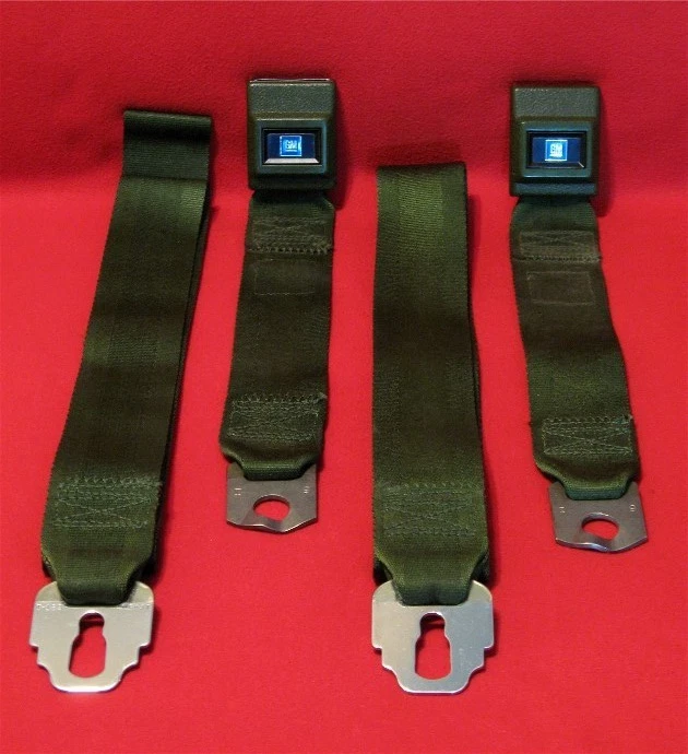 1972 PONTIAC VENTURA GREEN BENCH SEAT / SEAT BELTS Date 23 A 72 Key Hole X Cars Foto 2 de 4