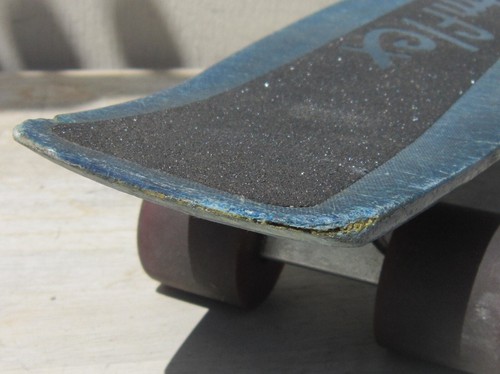 Vintage AMPUL AMFLEX Blue Fiberglass SKATEBOARD w/ ACS-500 Trucks & AmPro Wheels - Picture 8 of 13