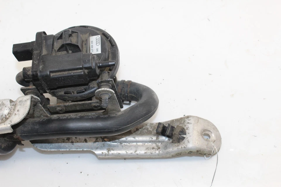 Audi TT 2009-2014 2,0 L bote de detección de fugas 8J0 906 271 OEM Foto 3 de 4