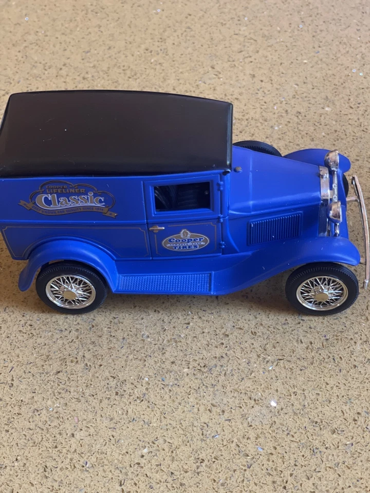 限量版福特“A”TRUCK COOPER TIRES 压铸 LIberty 经典 — 第 3/4 张图片