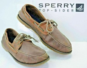 two tone boat shoes
