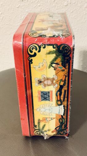 New ”SUPER RARE” Vintage Trade Crayola Mark Holiday Tin, Cherrydale Farms RARE - Picture 4 of 7
