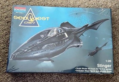 Sea Quest STINGER Model Kit Monogram 1:20 scale New in Box one owner