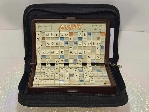 Scrabble Vtg 2001 Hasbro Game Folio Travel Special Edition Zipper Case  GUC