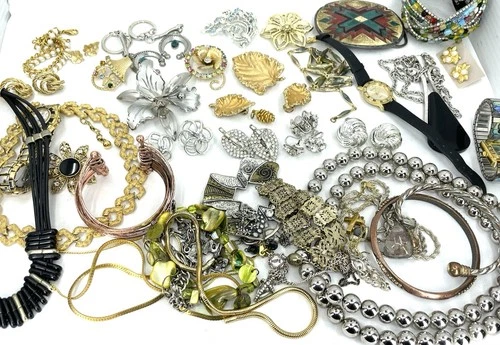 Estate Vintage Costume Jewelry Lot Necklaces Earrings Bracelets Watches