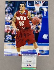 WESTERN KENTUCKY TOPPERS- COURTNEY LEE AUTOGRAPH 8x10 ACTION PHOTO PSA AM76149