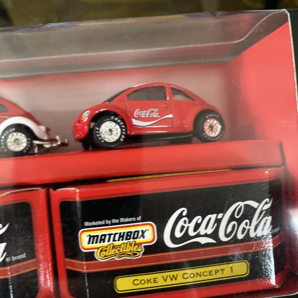 Matchbox 1:64 scale Coca-Cola series 1962 VW Beetle & 1998 VW Concept 1 - Image 3 of 4