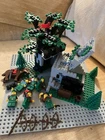 Vtg. LEGO Castle: Camouflaged Outpost (6066)