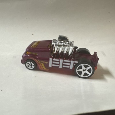 Hot Wheels Crate Racer Violet Experimotors
