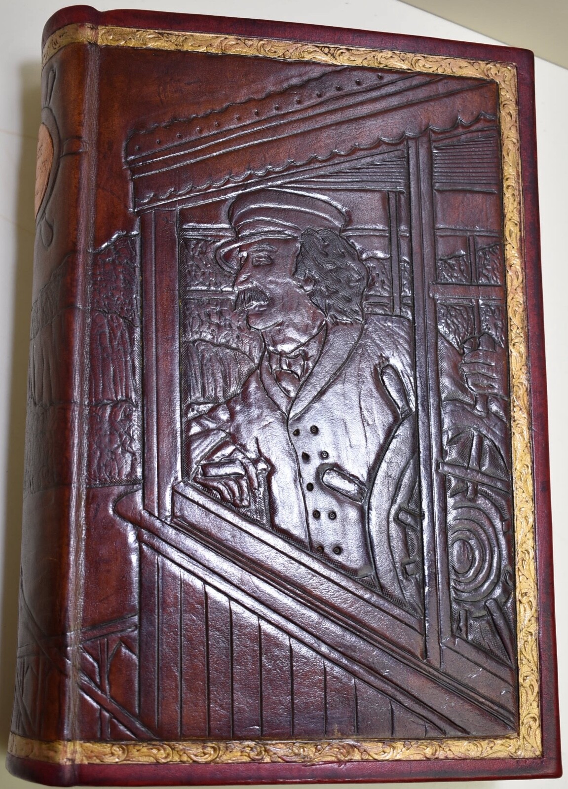 Picture 8 of 24