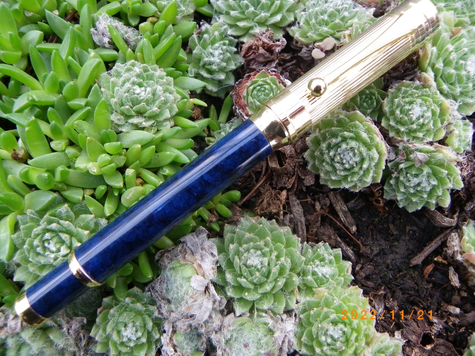 Stylo plume doré et bleu haut de gamme lourd de 40g pour une écriture calligraphique fluide