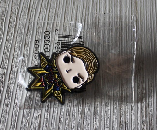 Funko Pop Marvel Collector Corps CAPTAIN MARVEL GITD GLOW IN DARK Pin Funko Pop Marvel Collector Corps CAPTAIN MARVEL GITD GLOW IN DARK Pin | Funko Pop | 2 Funko Pop Marvel Collector Corps CAPTAIN MARVEL GITD GLOW IN DARK Pin | Funko Pop