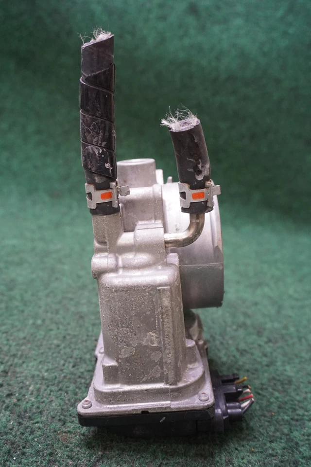 2017 TOYOTA AVALON 3.5L Throttle Body OEM 220300P050 77,497 MILES Foto 4 de 4