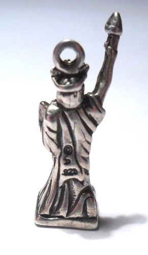 VINTAGE FREIHEITSSTATUE MONUMENT NEW YORK 3D STERLINGSILBER ANHÄNGER CHARM. - Bild 6 von 7