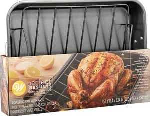 Wilton Perfect Premium Non-Stick Roasting Pan with Rack Bakeware Set, 2 pieces