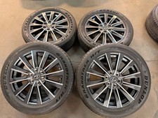 Set Of Four Oem Used 24-26 Lexus Gx550 Luxury Rims 26550r22 Dunlop Tires Lt Set Of Four Oem Used 24-26 Lexus Gx550 Luxury Rims 26550r22 Dunlop Tires Lt