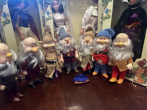 Vintage BIKIN DISNEY Schneewittchen & die sieben Zwerge KOMPLETT Puppe Zwerg Set 1980er - Bild 6 von 22